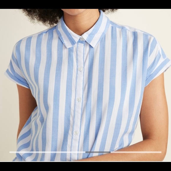 Women’s Blouse - Picture 2 of 9